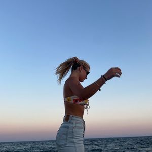 Meet your Posher, Evelyn